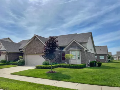 20852 Belclare, Macomb, MI 48044