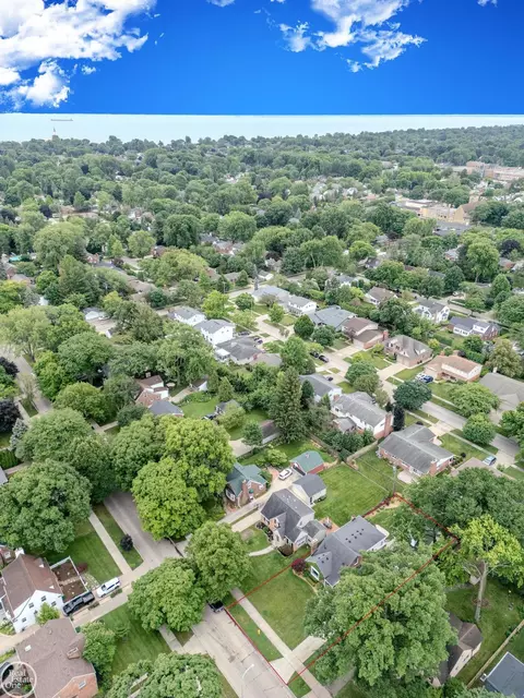 View/Area - 951 Hampton, Grosse Pointe Woods, MI 48236 photo 2 of 2