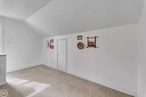 Bedroom - 951 Hampton, Grosse Pointe Woods, MI 48236 photo 6 of 8