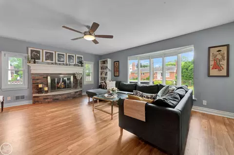Other - 951 Hampton, Grosse Pointe Woods, MI 48236 photo 1 of 24