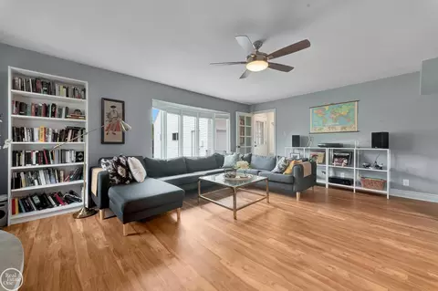 Living - 951 Hampton, Grosse Pointe Woods, MI 48236 photo 5 of 5