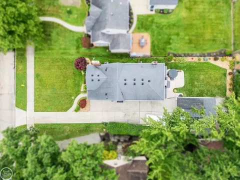 View/Area - 951 Hampton, Grosse Pointe Woods, MI 48236 photo 1 of 2