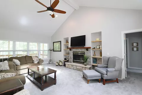 Living - 485 Hut W, Flushing, MI 48433 photo 1 of 6