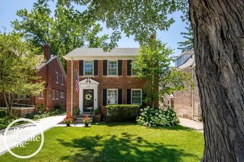 279 Merriweather, Grosse Pointe Farms, MI 48236