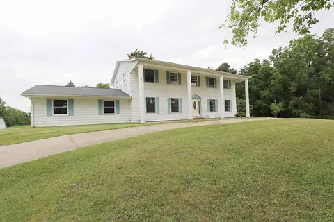 1365 E Mt Morris, Mount Morris, MI 48458