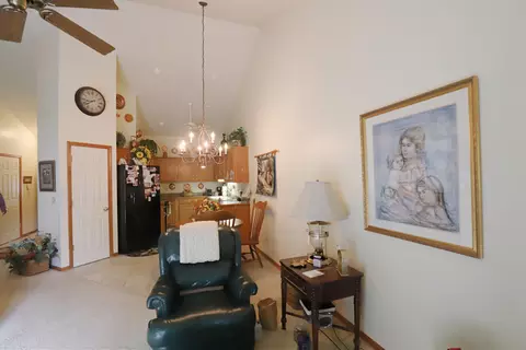 4091 Squire, Flushing, MI 48433 photo 3