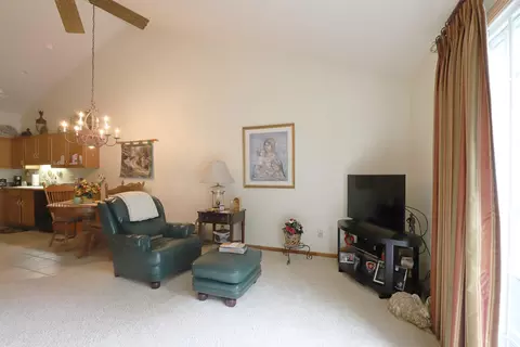 4091 Squire, Flushing, MI 48433 photo 5