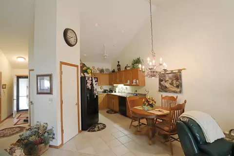 4091 Squire, Flushing, MI 48433 photo 8