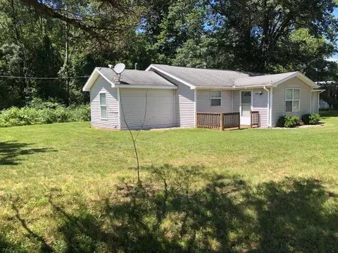 321 Floyd, Farwell, MI 48622