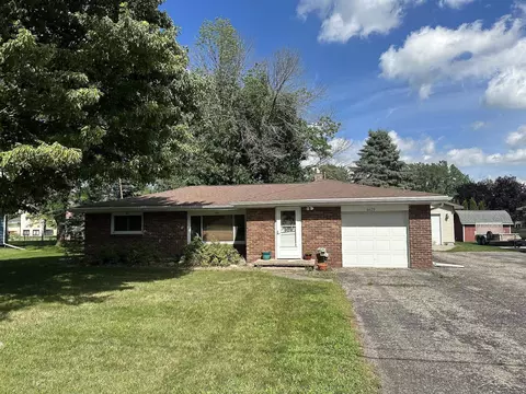 6620 Griffore, Saginaw, MI 48604