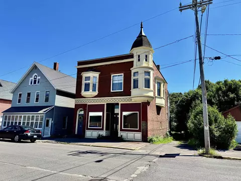 706 Oak, Calumet, MI 49913