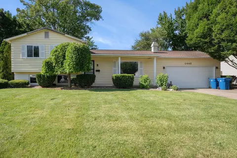 1445 Morninglow, Grand Blanc, MI 48439