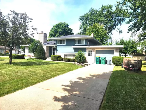 5450 Meadowbrook, Bay City, MI 48706