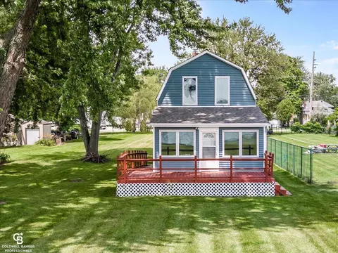 6051 Pointe Tremble Rd, Algonac, MI 48001 photo 3