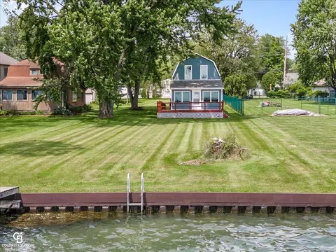 6051 Pointe Tremble Rd, Algonac, MI 48001