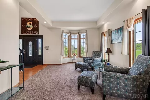 Entry Way - 5758 Plank, Adrian, MI 49221 photo 3 of 3