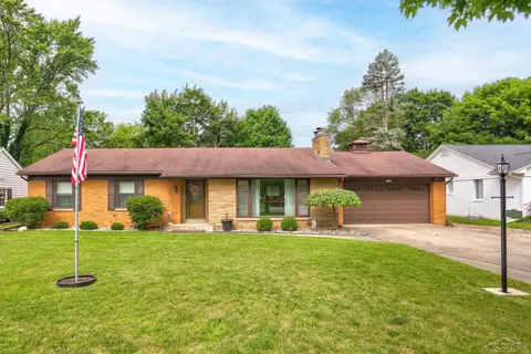 1449 Lathrup, Saginaw, MI 48638