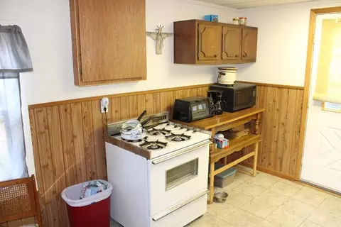 Kitchen - 1722 Lake, Harrison, MI 48625 photo 2 of 3