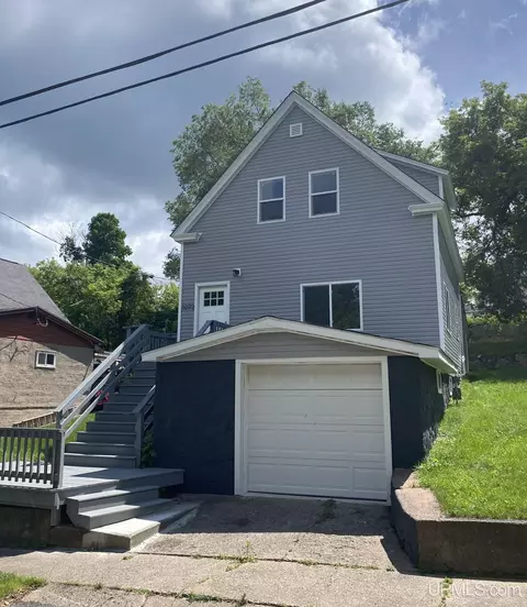 1072 Prospect, Niagara, WI 54151