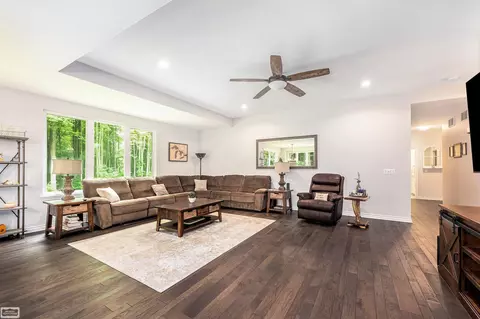 2066 Natures Way, Saint Clair, MI 48079 photo 6