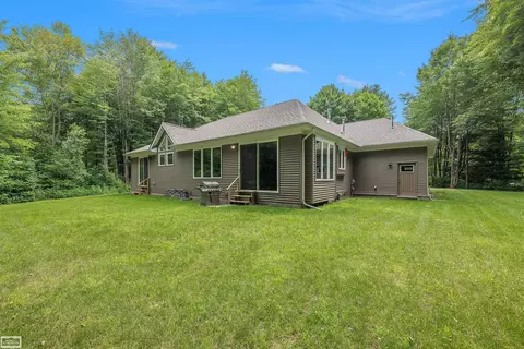 2066 Natures Way, Saint Clair, MI 48079 photo 26