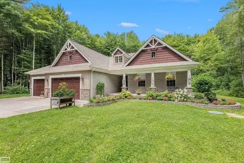 2066 Natures Way, Saint Clair, MI 48079 photo 25
