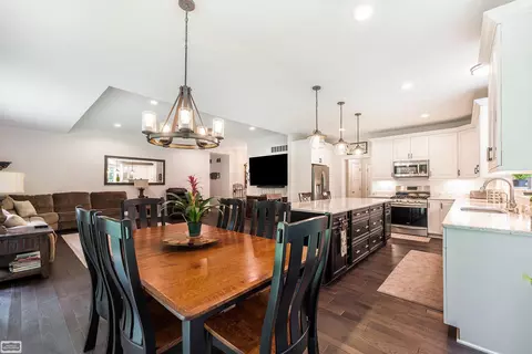 2066 Natures Way, Saint Clair, MI 48079 photo 7