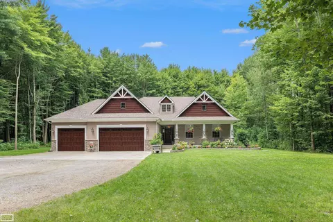 2066 Natures Way, Saint Clair, MI 48079 photo 28