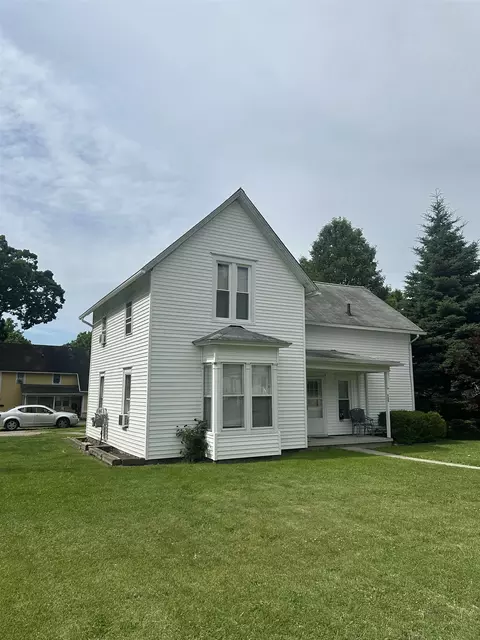 720 E Oliver, Owosso, MI 48867