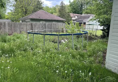 2000 6th, Bay City, MI 48708 photo 11