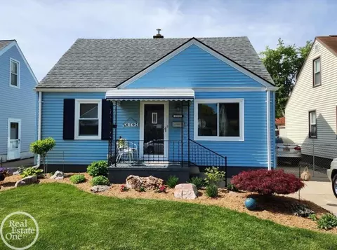 19612 Avalon, Saint Clair Shores, MI 48080