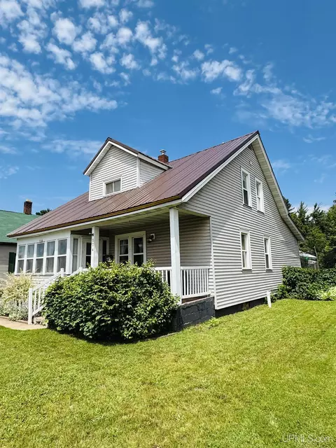 104 Kirkpatrick, Palmer, MI 49871