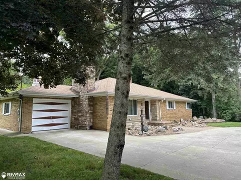 5380 Flushing, Flushing, MI 48433 photo 2