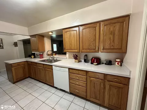 5380 Flushing, Flushing, MI 48433 photo 3