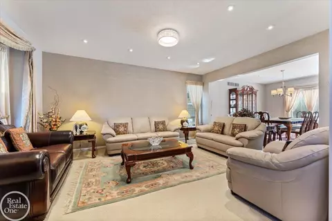 48548 Pin Oak, Macomb, MI 48044 photo 7