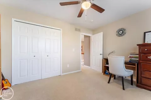 48548 Pin Oak, Macomb, MI 48044 photo 23