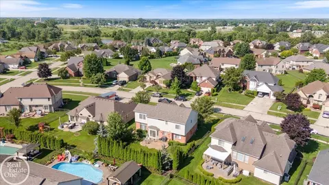 48548 Pin Oak, Macomb, MI 48044 photo 41