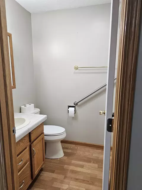 Bath - 7748 Riverview, Owosso, MI 48867 photo 2 of 2