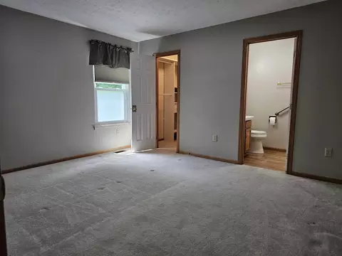 Bedroom - 7748 Riverview, Owosso, MI 48867 photo 3 of 4