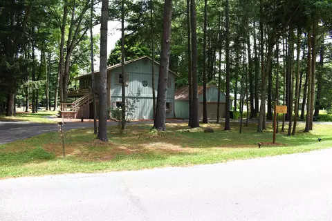 4800 Queens, Gladwin, MI 48624 photo 3
