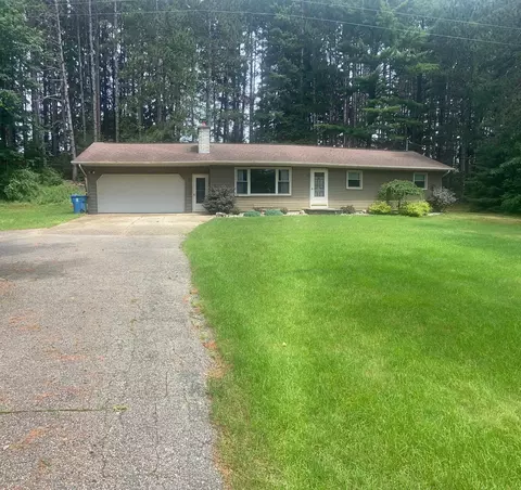5300 W M-61, Gladwin, MI 48624 photo 2