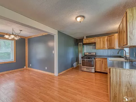 Kitchen - 12181 Oelke, Maybee, MI 48159 photo 2 of 2