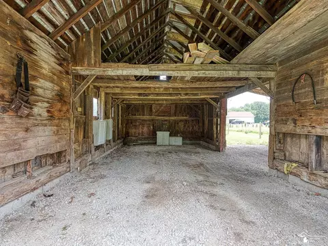Exterior - 12181 Oelke, Maybee, MI 48159 photo 2 of 5