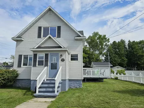 602 Manistique, Manistique, MI 49854