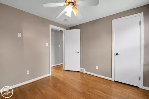 Bedroom - 1258 Hampton, Grosse Pointe Woods, MI 48236 photo 4 of 4