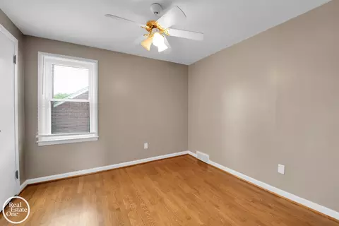 Bedroom - 1258 Hampton, Grosse Pointe Woods, MI 48236 photo 3 of 4