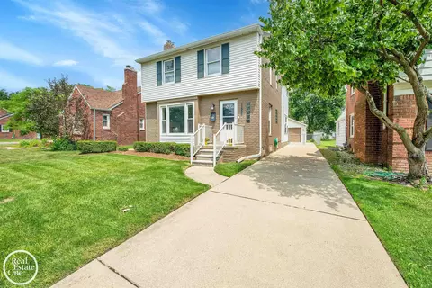 Exterior - 1258 Hampton, Grosse Pointe Woods, MI 48236 photo 4 of 6