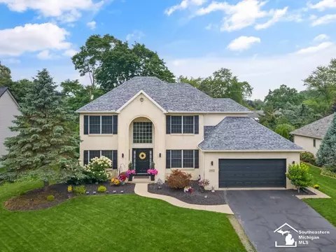 3467 Quail Holw, Lambertville, MI 48144