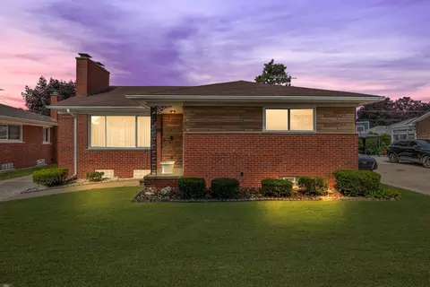 5715 Rouge, Dearborn Heights, MI 48127