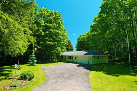 21965 Chassell-painesdale, Chassell, MI 49916